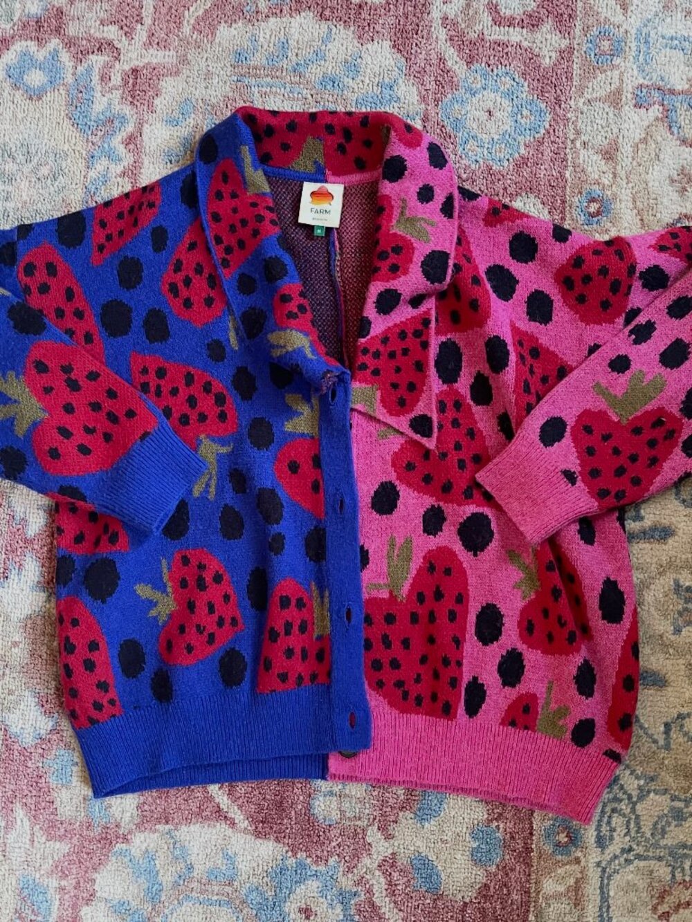 FARM Rio Strawberry Hearts Cardigan Sweater – Pink & Blue Split Print (Size M) - Picture 5 of 8